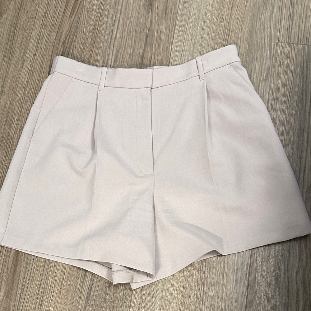 Abercrombie & Fitch Women's High Waist Shorts in beige